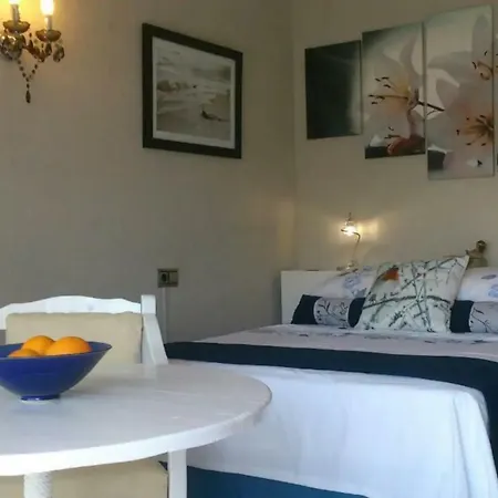 Holiday Avenida De Los Manantiales Apartamento