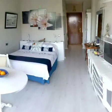 Holiday Avenida De Los Manantiales Apartamento *